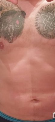 fotó a Svarog csillag tetoválásról, 2018.06.08., 002 - Svarog csillag tetoválása -