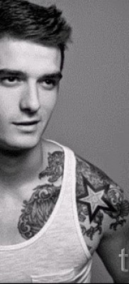 Fotó a csillag tetoválásról a kulcscsonton - példa 17122015 76. sz