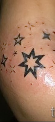 Fotó a csillag tetoválásról a kulcscsonton - példa 17122015 71. sz