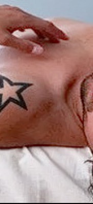 Fotó a csillag tetoválásról a kulcscsonton - példa 17122015 69. sz