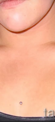 Fotó a csillag tetoválásról a kulcscsonton - példa 17122015 66. szám