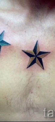Fotó a csillag tetoválásról a kulcscsonton - példa 17122015 59. sz