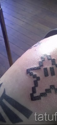 Fotó a csillag tetoválásról a kulcscsonton - példa 17122015 -ből, 34. szám