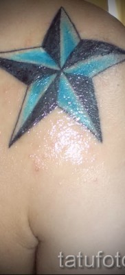 Fotó a csillag tetoválásról a kulcscsonton - példa 17122015 # 32