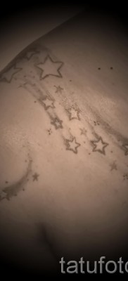 Fotó a csillag tetoválásról a kulcscsonton - példa 17122015 29. szám