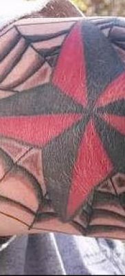 Fotó a csillag tetoválásról a könyökön a tetoválás tervezéséről szóló cikkhez - tatufoto.ru - 33