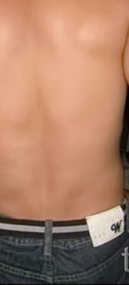 Fotó a csillag tetoválásról a könyökön a tetoválás tervezéséről szóló cikkhez - tatufoto.ru - 23