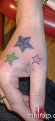 fotó a csillag tetoválásról a karon, 2017.12.21. №070 - tetovált csillagok a kezén -