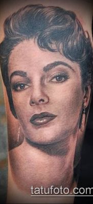 fénykép egy tetováló arcról (portré tetoválás) (érték) - példa rajz - 053