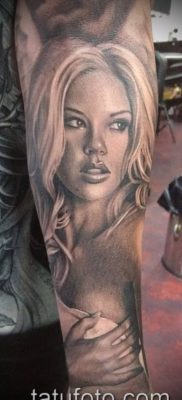 fotó egy tetováló arcról (portré tetoválás) (érték) - példa rajz - 050