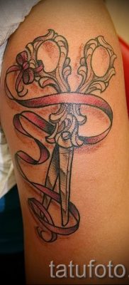 tetováló olló fotó példa a tetoválás tervezéséről szóló cikkre - tatufoto.ru - 51