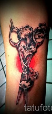 tetováló olló fotó példa a tetoválás tervezéséről szóló cikkre - tatufoto.ru - 47