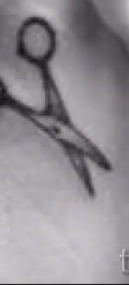 tetováló olló fotó példa a tetoválás tervezéséről szóló cikkre - tatufoto.ru - 45