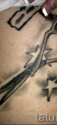 tetováló olló fotó példa a tetoválás tervezéséről szóló cikkre - tatufoto.ru - 45