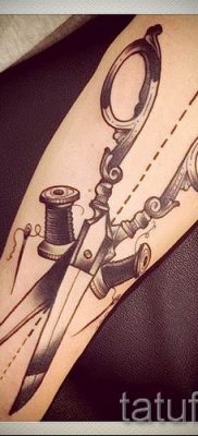 tetováló olló fotó példa a tetoválás tervezéséről szóló cikkre - tatufoto.ru - 44