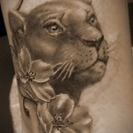 A párduc tetoválás 3 jelentése - tetováló párduc táska és virág