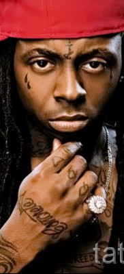 Könnycsepp a szem alatt tetoválás - példa a képen - 34