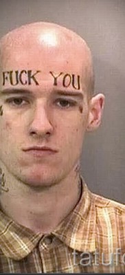 Könnycsepp a szem alatt tetoválás - példa a képen - 32