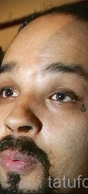 Könnycsepp a szem alatt tetoválás - példa a képen - 31