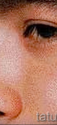 Könnycsepp a szem alatt tetoválás - példa a képen - 12