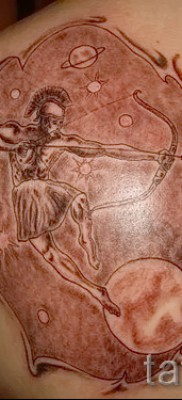 Tatuaż Strzelec dla mężczyzn - przykładowe zdjęcie z 10012016 11