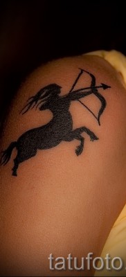 znak tatuażu Strzelec - przykładowe zdjęcie z 10012016 8