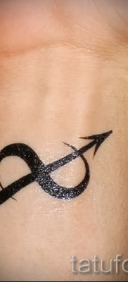 znak tatuażu Strzelec - przykładowe zdjęcie z 10012016 2