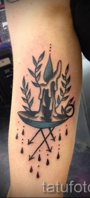 Fénykép gyertya tetoválásról egy cikkhez a gyertyákkal készült tetoválás jelentéséről - tatufoto.ru - 44