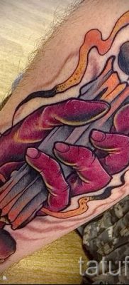 Gyertya tetoválás fotója egy cikkhez a gyertyákkal készült tetoválás jelentéséről - tatufoto.ru - 5