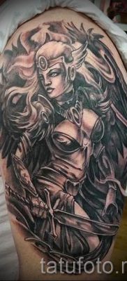 Tatuaż Valkyrie na zdjęciu do artykułu o znaczeniu tatuażu - tatufoto.ru - 6