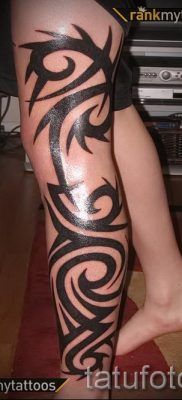 الصورة - وشم قبلي على الساق - مثال لمقال حول معنى 3053 tatufoto.ru