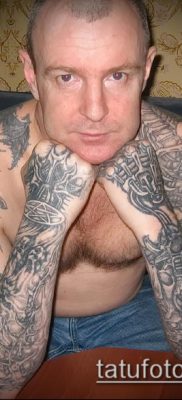 fotó egy börtön tetoválásról (jelentése) - egy példa egy érdekes tetoválási rajzra - 026