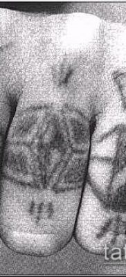 fénykép egy börtön tetoválásról (jelentése) - példa egy érdekes tetoválási rajzra - 017