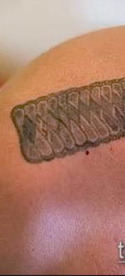 fotó egy börtön tetoválásról (jelentése) - egy példa egy érdekes tetoválási rajzra - 009