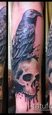 holló koponya tetoválás (jelentése) - egy példa egy érdekes tetoválás tervezésre - 059