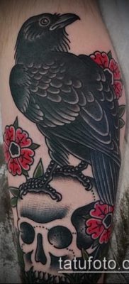 holló koponya tetoválás (jelentése) - egy példa egy érdekes tetoválás tervezésre - 048