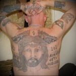 Tatuaże Zona - Jezus na plecach
