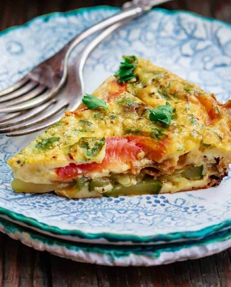 Quiche z cukety upečte bez základu s petržlenovou vňaťou a syrom
