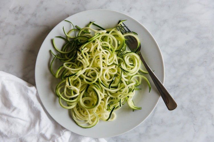 recepty z cukety Pripravte rezance nahrubo