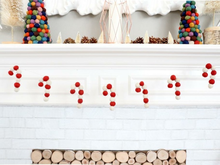 girlanda cukríkové palice dekorácia drotárstvo kutilské pompony