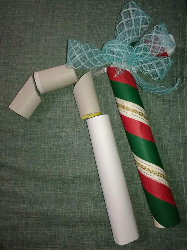 Dekorácia cukrovej trstiny veľká rolka papiera zdobí stužku zimných farieb