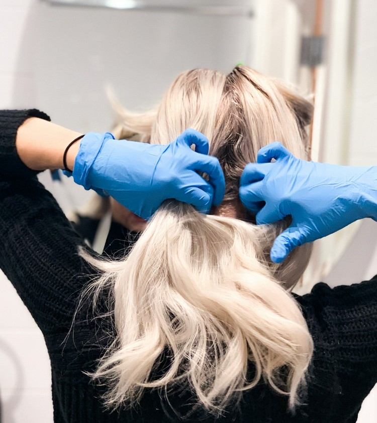 rýchlo späť k prirodzenej farbe vlasov odfarbiť blond vlasy domáce opravné prostriedky