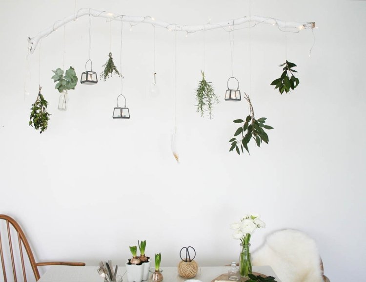 konáre dekorácia vianočná biela minimalistická deka